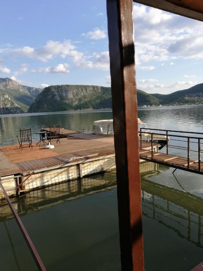 Vila Hercules Dubova Zewnętrze zdjęcie
