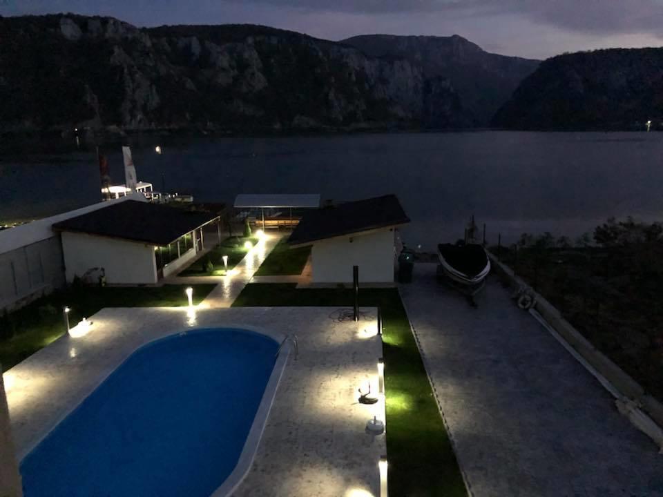 Vila Hercules Dubova Zewnętrze zdjęcie